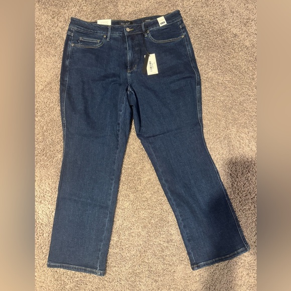 Judy Blue Straight Snatched High Rise Dark Wash Tummy Control Non-Distressed - Picture 6 of 7